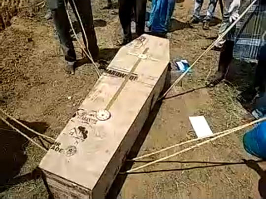 Funeral Saravanan 3.jpg