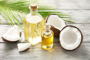 Coconut-oil-beauty-tricks-1526656149.jpg
